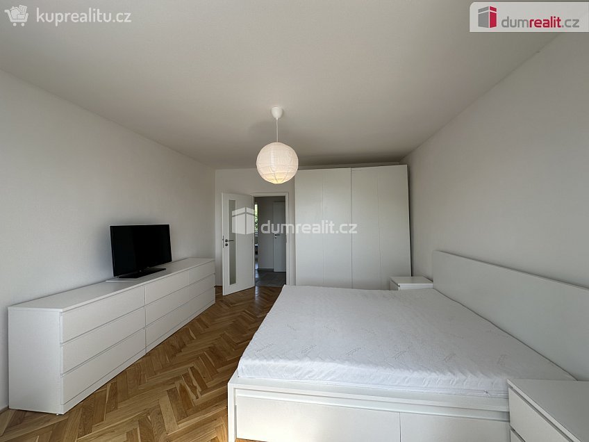 Pronájem bytu 3+kk 66 m^2 Dukelská, Mikulov 