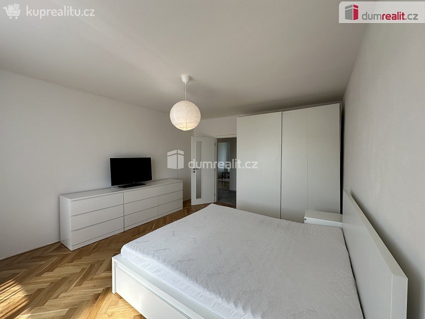 Pronájem bytu 3+kk 66 m^2 Dukelská, Mikulov 
