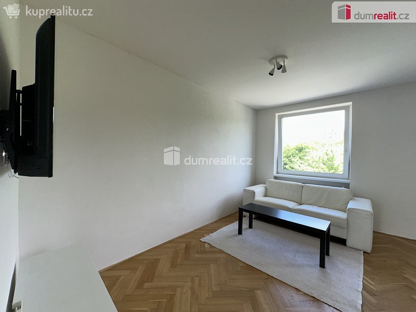 Pronájem bytu 3+kk 66 m^2 Dukelská, Mikulov 