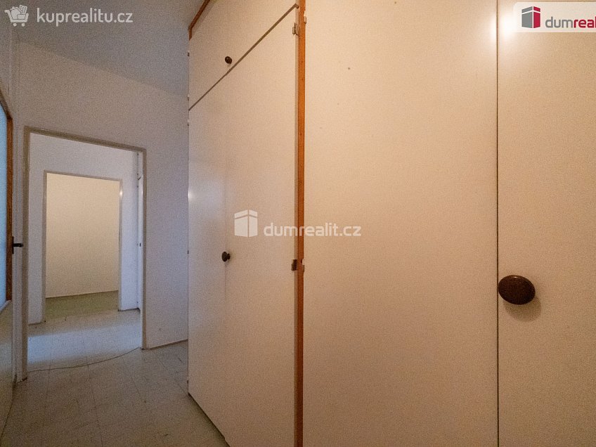 Pronájem bytu 1+1 52 m^2 Čéčova, České Budějovice 