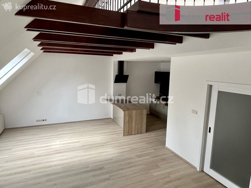 Prodej bytu 2+kk 87 m^2 Chopinova, Mariánské Lázně 