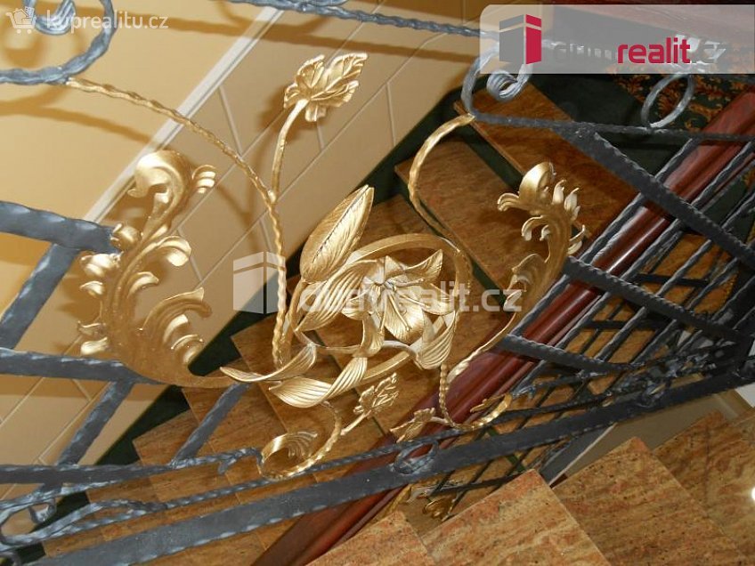 Prodej bytu 2+kk 87 m^2 Chopinova, Mariánské Lázně 