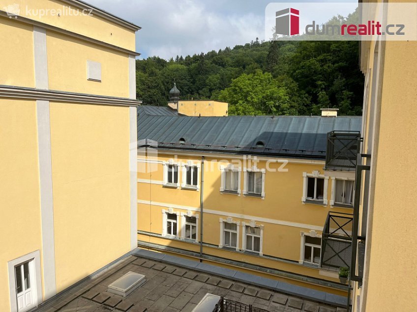 Prodej bytu 2+kk 57 m^2 Masarykova, Mariánské Lázně 