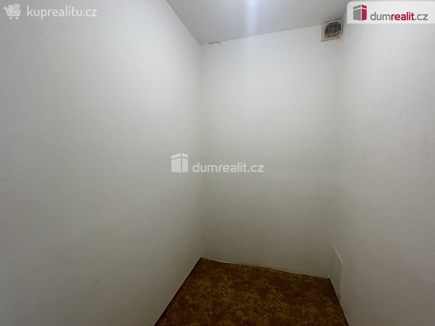 Prodej bytu 2+1 86 m^2 Čs. armády, Příbram 