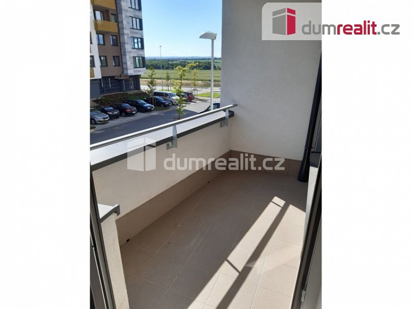 Pronájem bytu 2+kk 60 m^2 Honzíkova, Praha-Dolní Měcholupy 