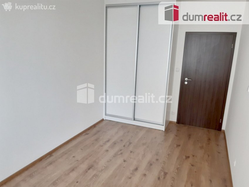 Pronájem bytu 2+kk 60 m^2 Honzíkova, Praha-Dolní Měcholupy 