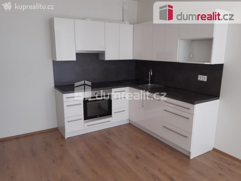 Pronájem bytu 2+kk 60 m^2 Honzíkova, Praha-Dolní Měcholupy 