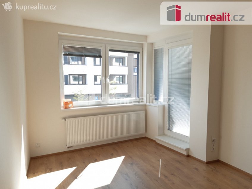 Pronájem bytu 2+kk 60 m^2 Honzíkova, Praha-Dolní Měcholupy 