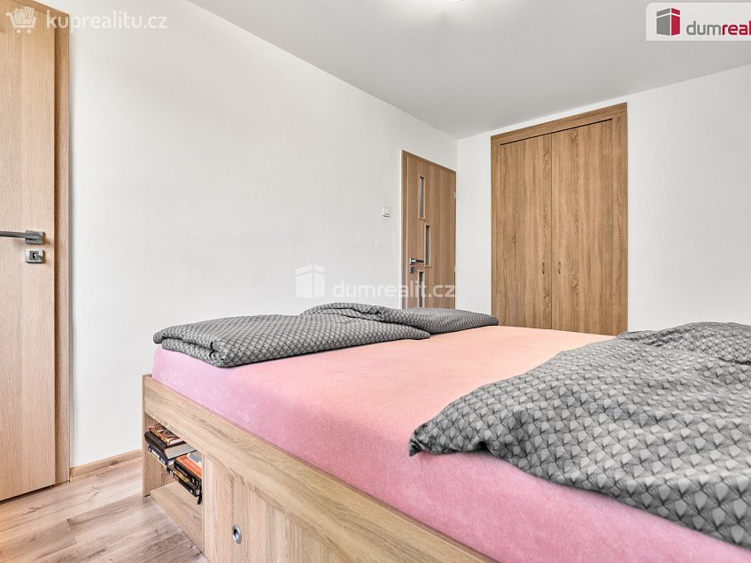 Prodej bytu 3+kk 70 m^2 Lidická, Ostrov 