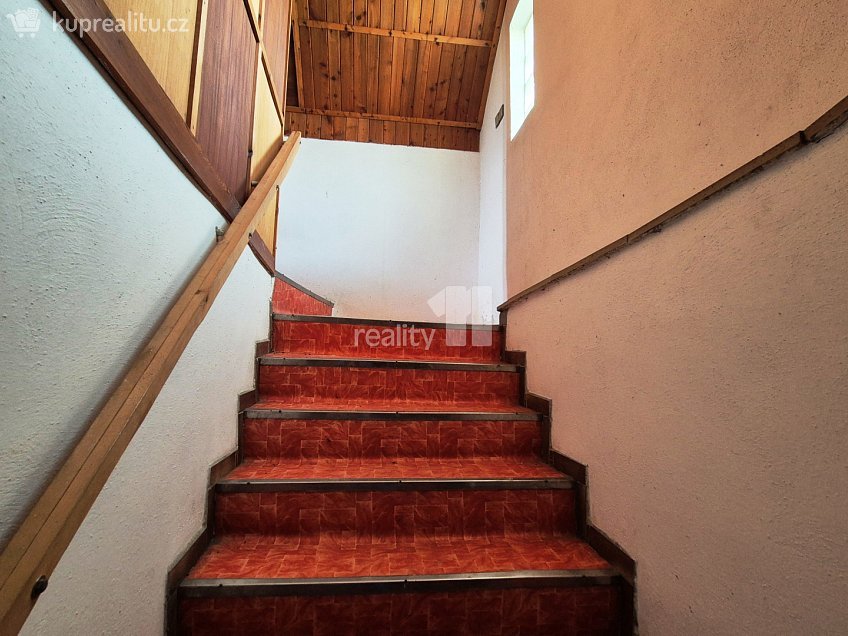 Prodej  zemědělských prostor 100 m^2 Pod Panskýma, Velké Bílovice 