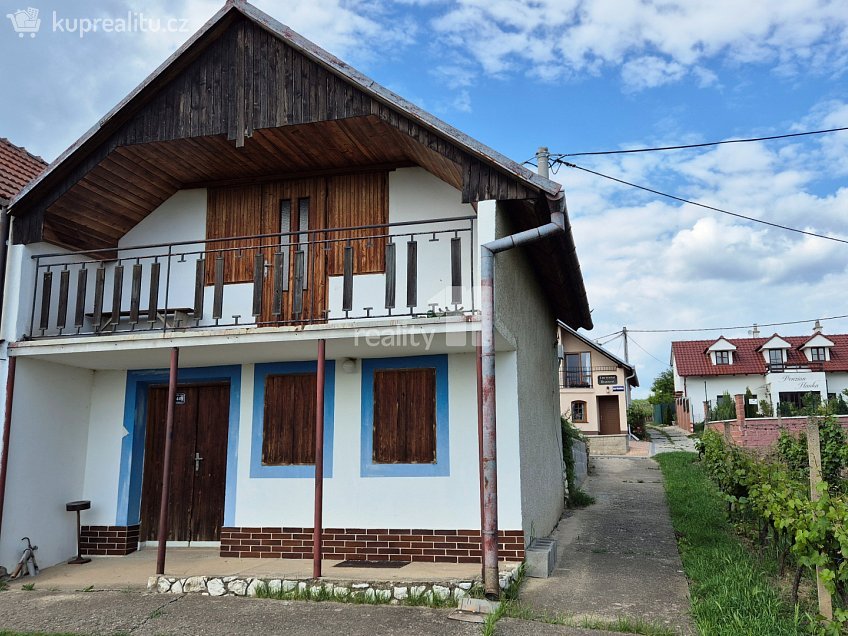 Prodej  zemědělských prostor 100 m^2 Pod Panskýma, Velké Bílovice 