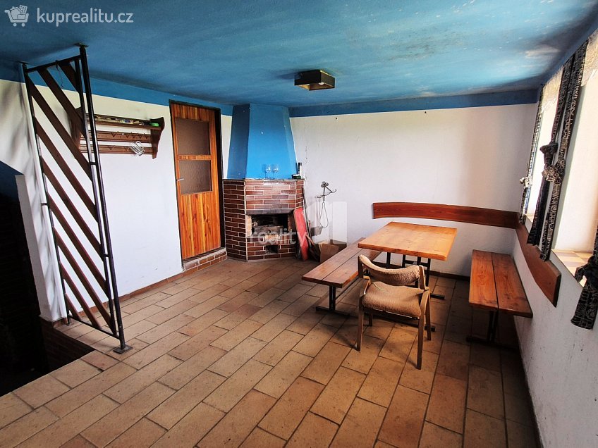 Prodej  zemědělských prostor 100 m^2 Pod Panskýma, Velké Bílovice 