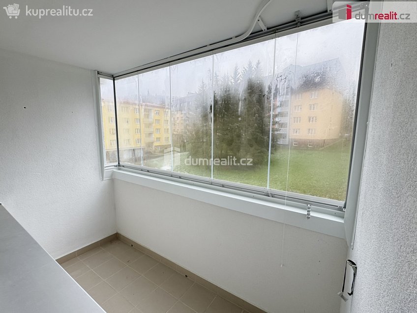 Pronájem bytu 2+1 60 m^2 Maďarská, Karlovy Vary 