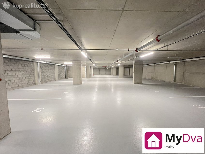 Pronájem bytu 1+kk 29 m^2 Jarošova, Znojmo 