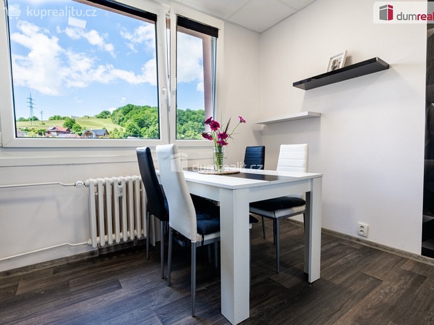 Prodej bytu 3+1 76 m^2 Na Výšině, Ústí nad Labem 