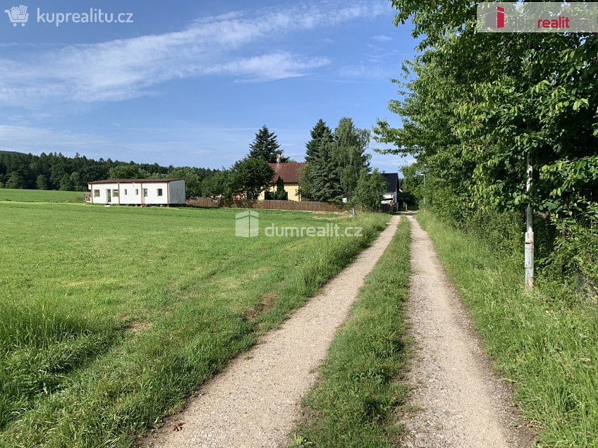 Prodej  stavebního pozemku 3906 m^2 Podbrdy, Podbrdy 