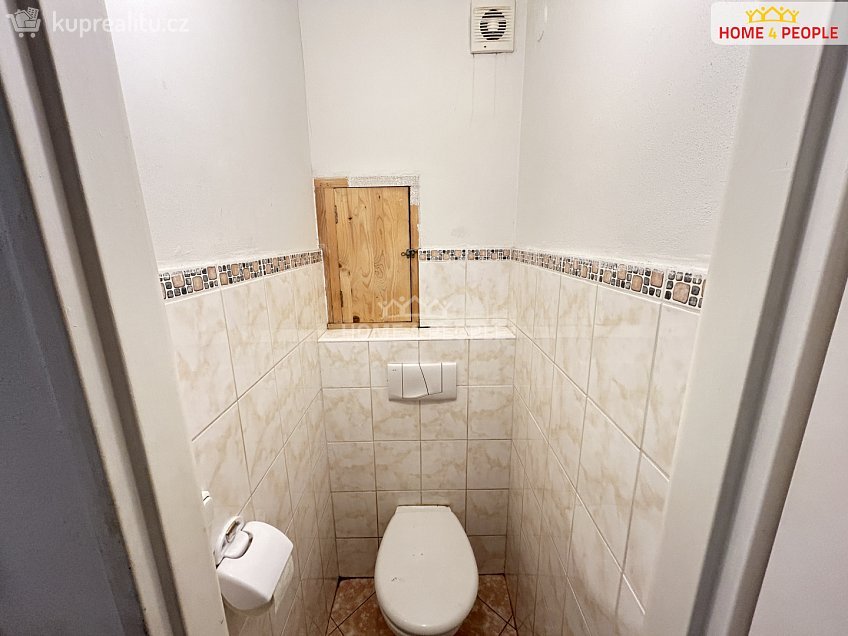Prodej bytu 2+kk 40 m^2 Pod višňovkou, Praha 4 
