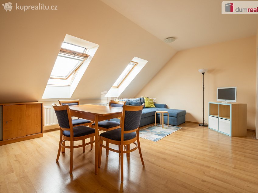 Prodej bytu 3+kk 87 m^2 Jitravská, Praha 9 