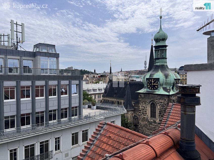 Pronájem  kanceláře 18 m^2 Samcova, Praha 1 