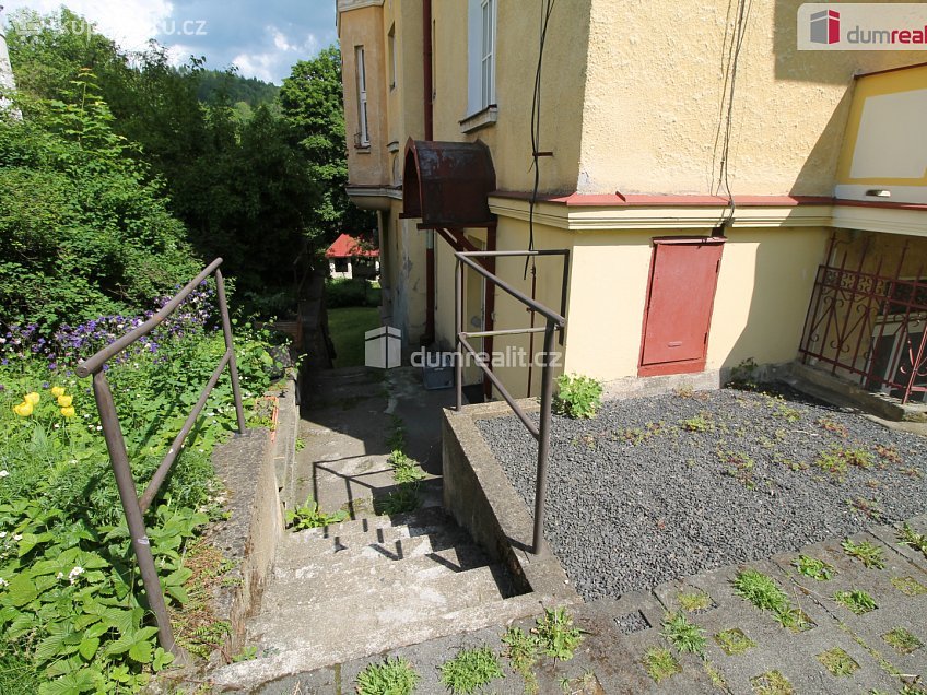 Prodej bytu 2+1 67 m^2 Hlavní třída, Mariánské Lázně 