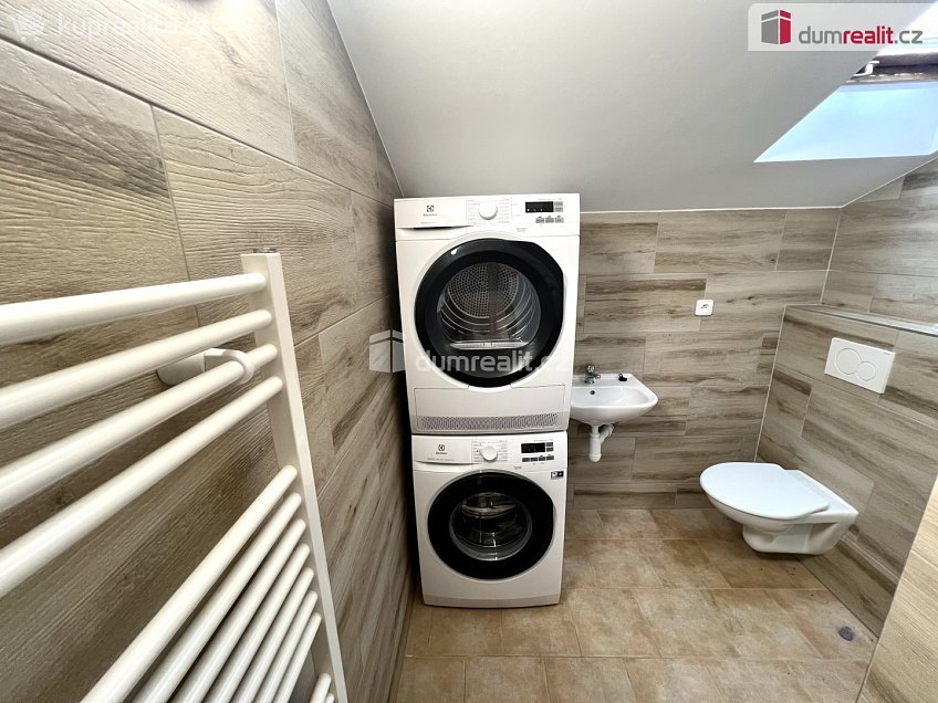 Pronájem bytu 2+kk 50 m^2 Štítného, Kolín 