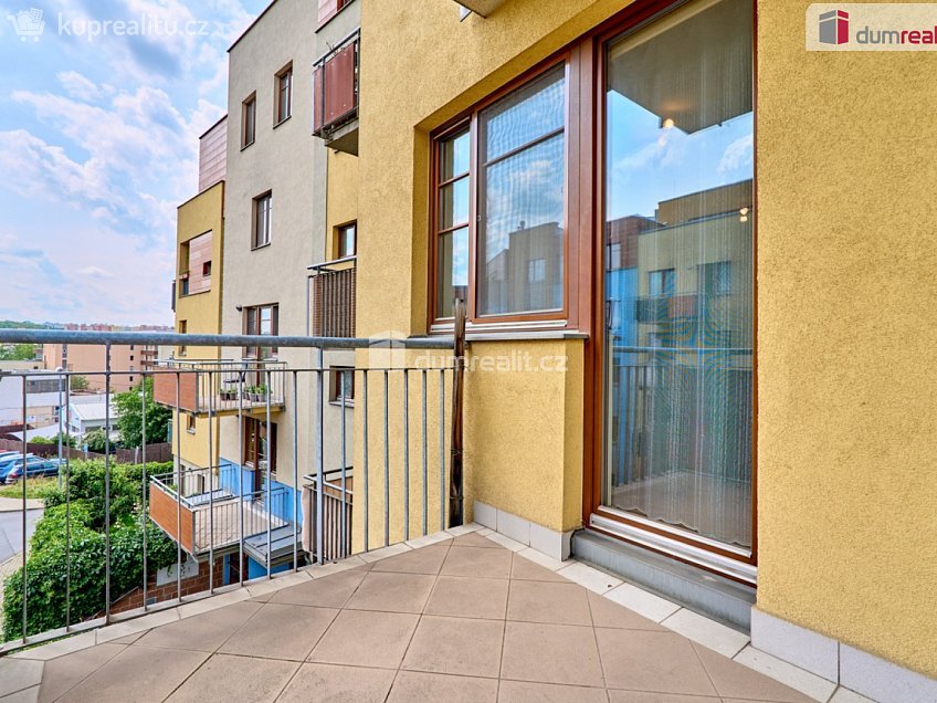 Prodej bytu 2+kk 45 m^2 Vladycká, Praha 15 