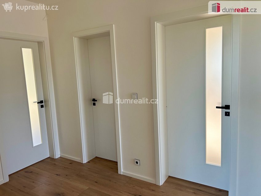 Pronájem  rodinného domu 95 m^2 Loket, Loket 