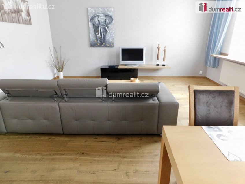 Pronájem bytu 2+kk 78 m^2 Blatenská, Chomutov 