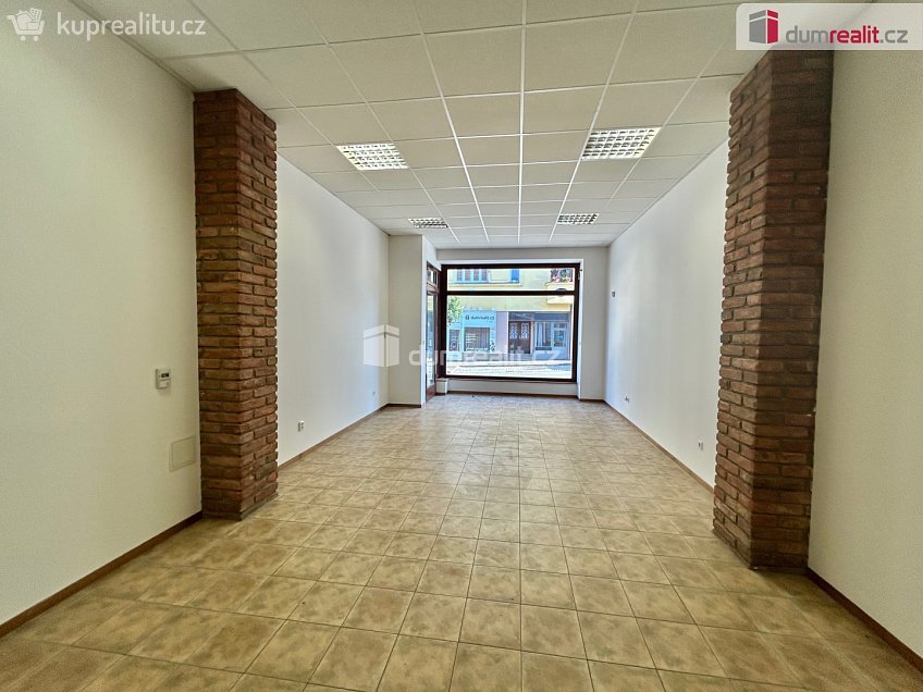 Pronájem  obchodních prostor 50 m^2 Pražská, Kolín 