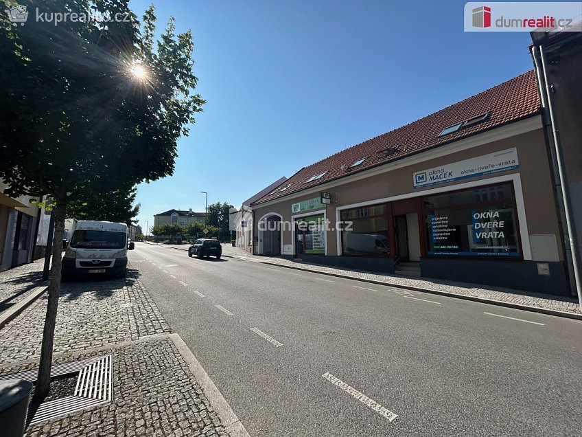 Pronájem  obchodních prostor 50 m^2 Pražská, Kolín 