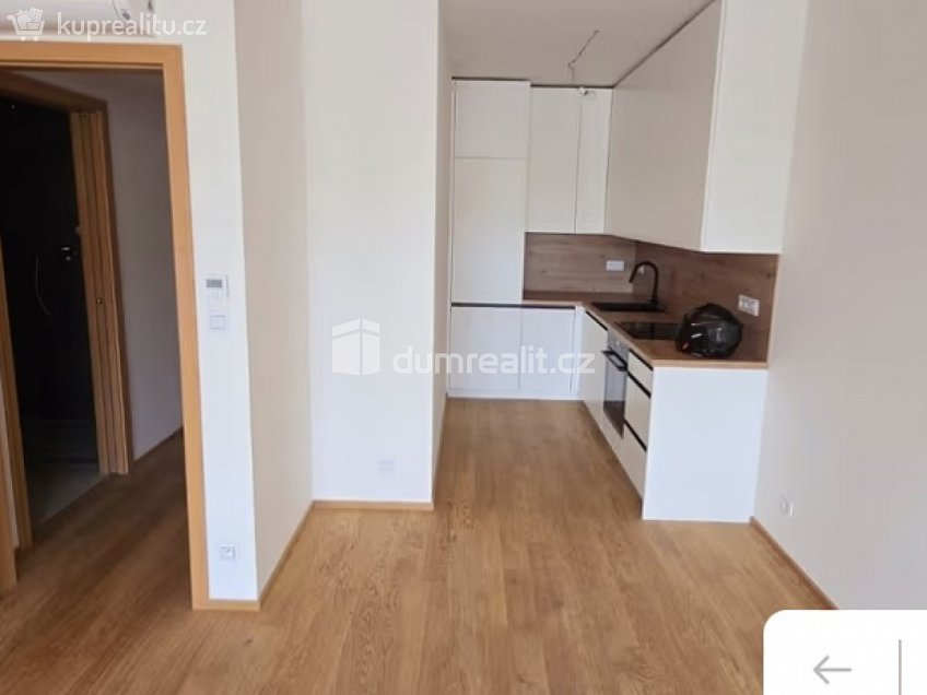 Pronájem  ubytovacího zařízení 52 m^2 Šrámkové, Praha 3 