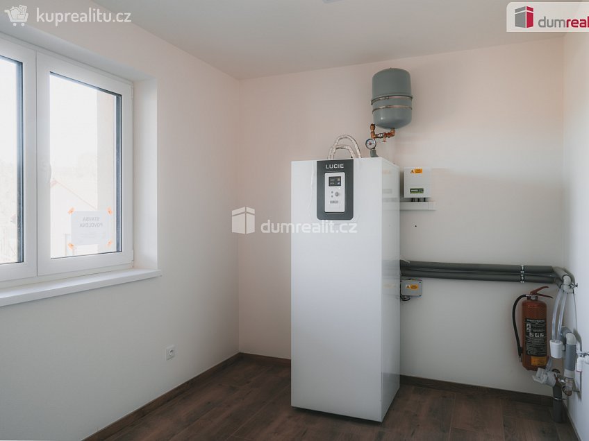Prodej  rodinného domu 131 m^2 Libež, Libež 