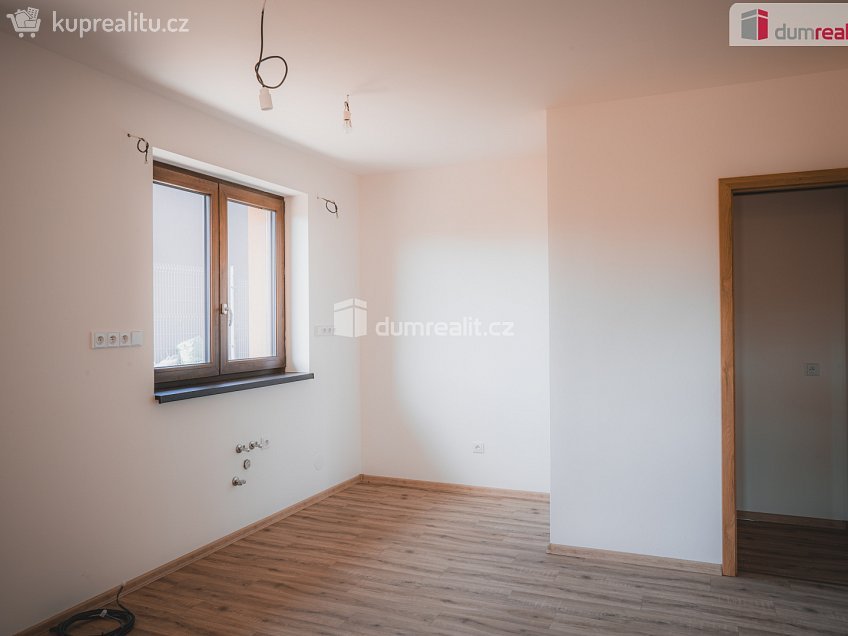 Prodej  rodinného domu 131 m^2 Libež, Libež 