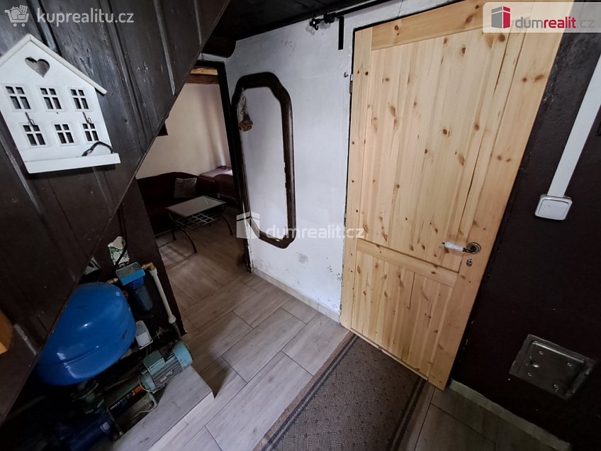 Prodej  usedlosti 150 m^2 Stará Paka, Stará Paka 