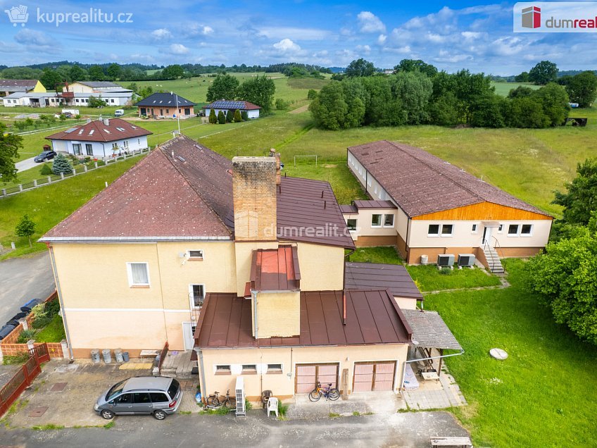Prodej  ubytovacího zařízení 932 m^2 Nalžovské Hory, Nalžovské Hory 