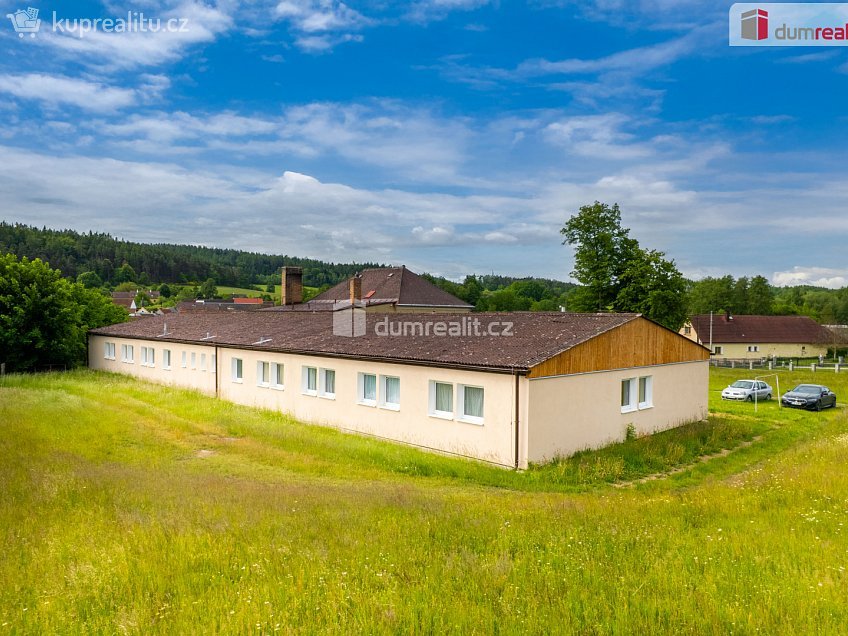 Prodej  ubytovacího zařízení 932 m^2 Nalžovské Hory, Nalžovské Hory 