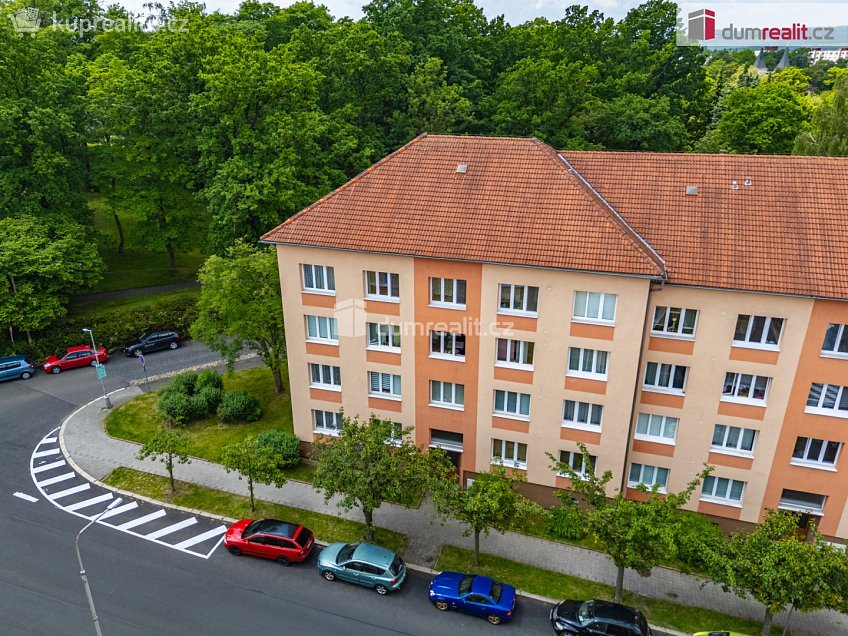 Prodej bytu 3+kk 61 m^2 Jednoty, Sokolov 