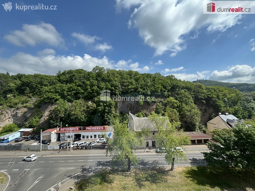 Prodej bytu 3+1 76 m^2 Krajní, Teplice 