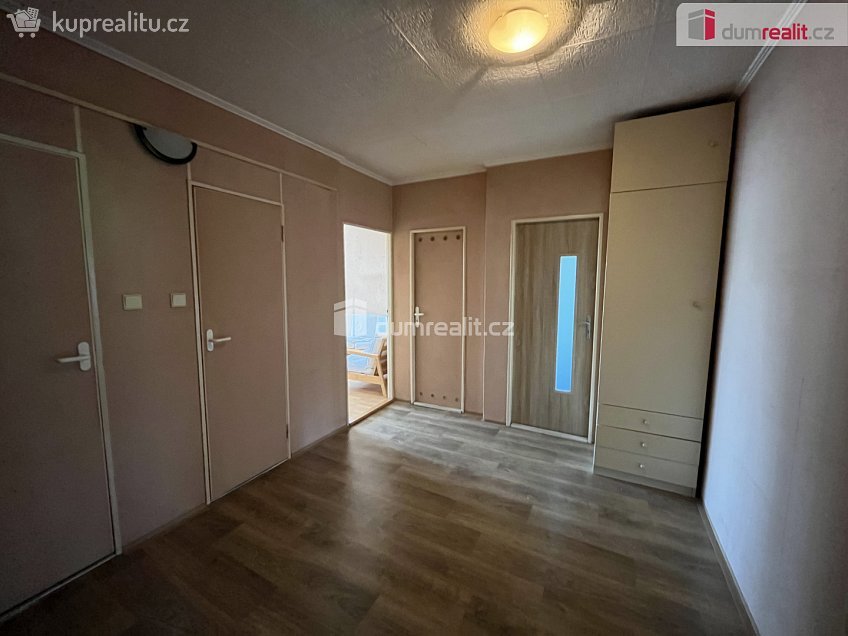 Prodej bytu 3+1 76 m^2 Krajní, Teplice 