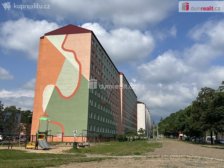 Prodej bytu 3+1 76 m^2 Krajní, Teplice 