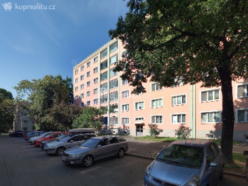 Pronájem bytu 2+1 56 m^2 Maříkova, Praha 6 
