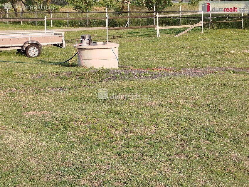 Prodej  stavebního pozemku 2037 m^2 Ždánice, Ždánice 