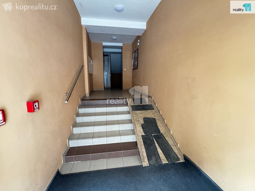 Pronájem bytu 1+kk 33 m^2 Bendova, Plzeň 