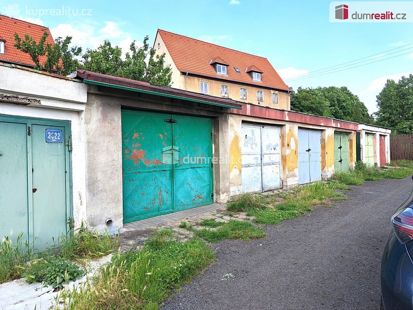 Pronájem  garáže 23 m^2 Za Válcovnou, Ústí nad Labem 