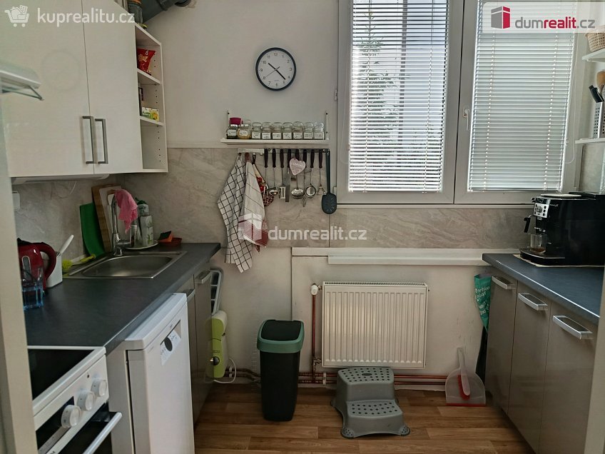 Pronájem bytu 2+1 53 m^2 Dvorecká, Praha 4 