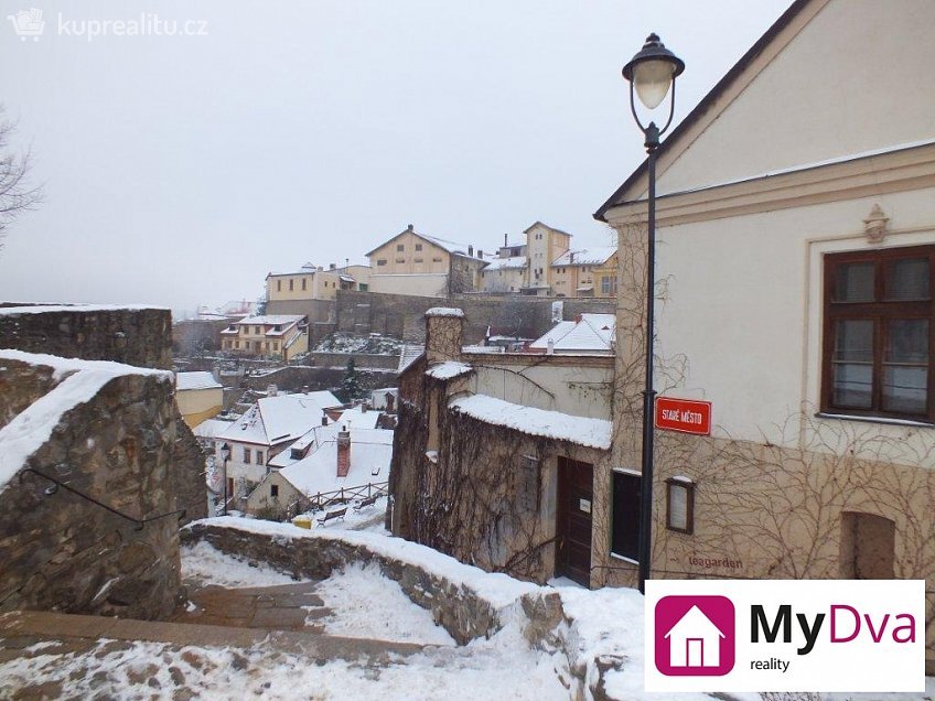 Pronájem bytu 1+kk 32 m^2 Staré Město, Znojmo 