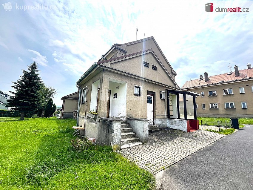 Prodej bytu 2+1 80 m^2 Mánesova, Lomnice 