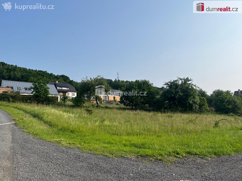 Prodej  stavebního pozemku 1041 m^2 Bordovice, Bordovice 