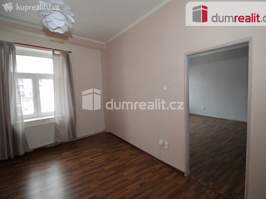 Pronájem bytu 2+1 65 m^2 Ruská, Mariánské Lázně 