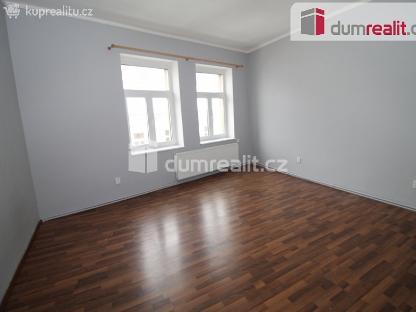 Pronájem bytu 2+1 65 m^2 Ruská, Mariánské Lázně 